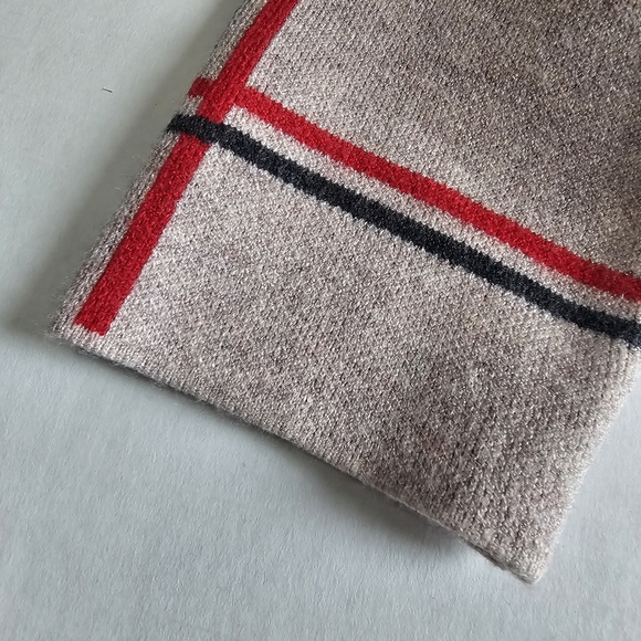 Tahari Mock Neck Long Sleeve Sweater - Picture 7 of 13